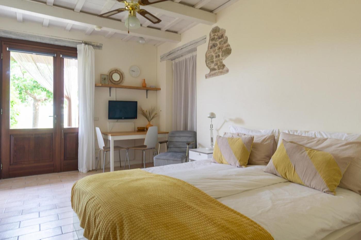 Rosa Nel Pozzo Apartments And B&B San Pietro  外观 照片