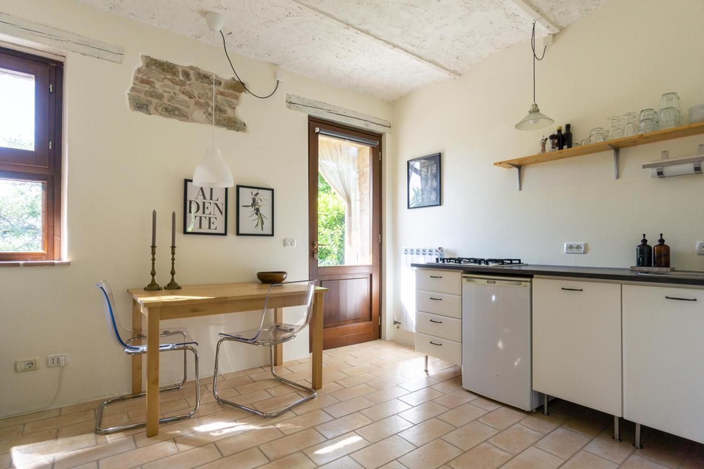 Rosa Nel Pozzo Apartments And B&B San Pietro  外观 照片
